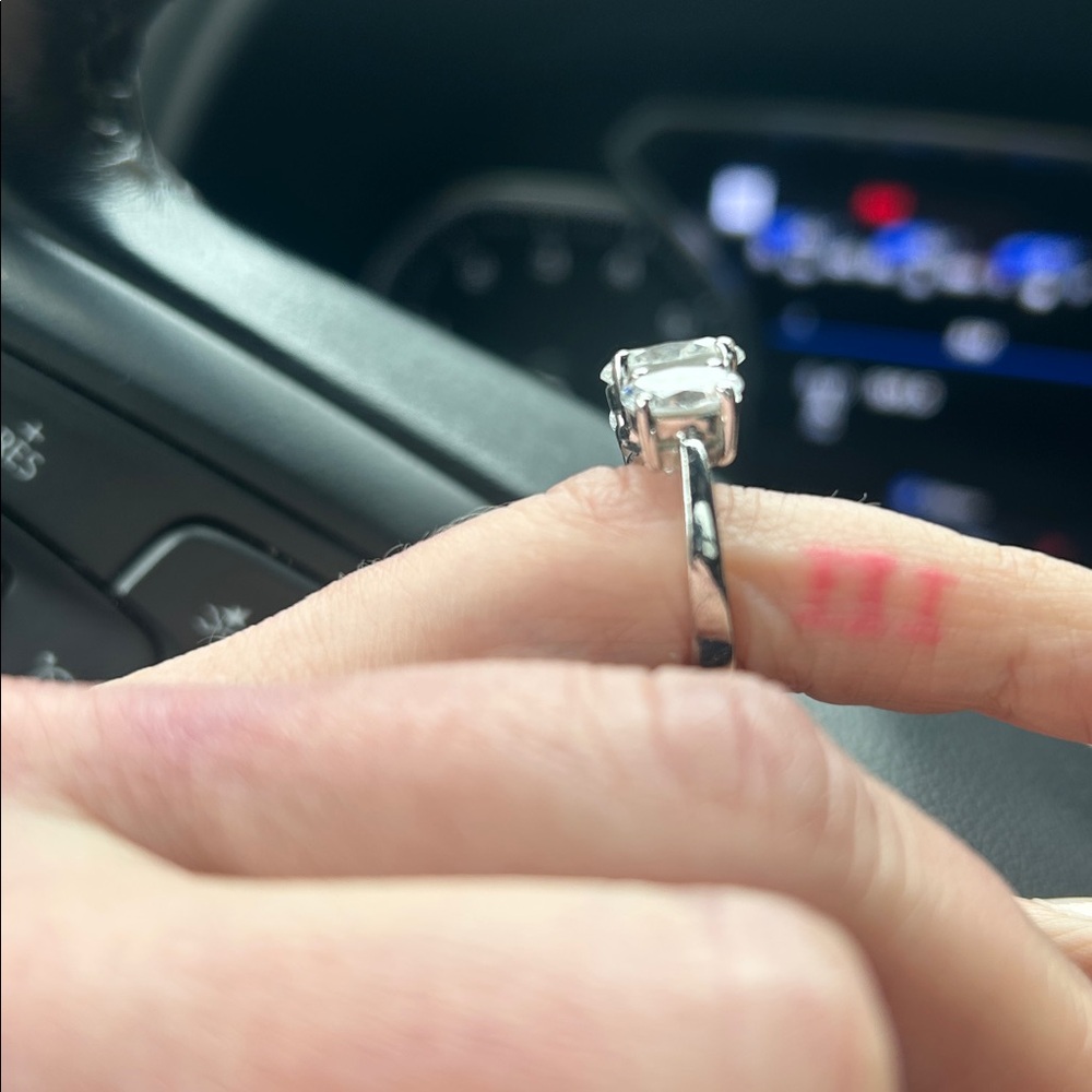 Dazzling Silver Triple Gemstone Ring Size 6 - image 4